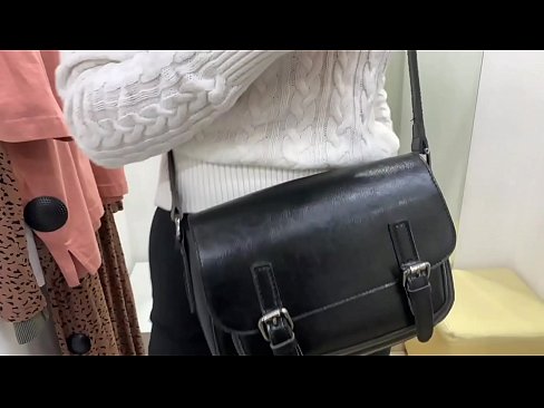 ❤️ 試着室でディルドを使った若い雌犬フェラルベリーの公開オナニー ☑  at ja.com-porn-mz.ru ❌️❤